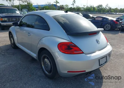 2012 Volkswagen Beetle 2.5L из США, поврежденный, VIN 3VWJP7AT3CM646293